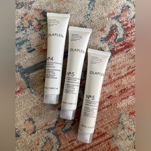 Olaplex No 4 Bond maintenance shampoo & (2) No 5 Bond maintenance conditioner